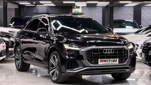 2019 GCC AUDI Q8 55TFSI S-LINE AGENCY SERVICE HISTORY GCC SPECS