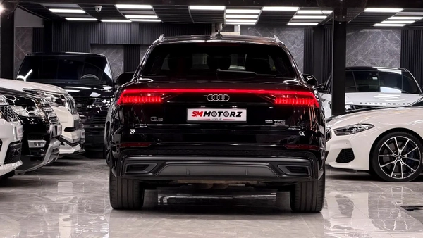 2019 GCC AUDI Q8 55TFSI S-LINE AGENCY SERVICE HISTORY GCC SPECS