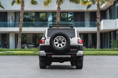 2,703 P.M |  Fj Cruiser | 0% Downpayment | Pristine Condition!-4
