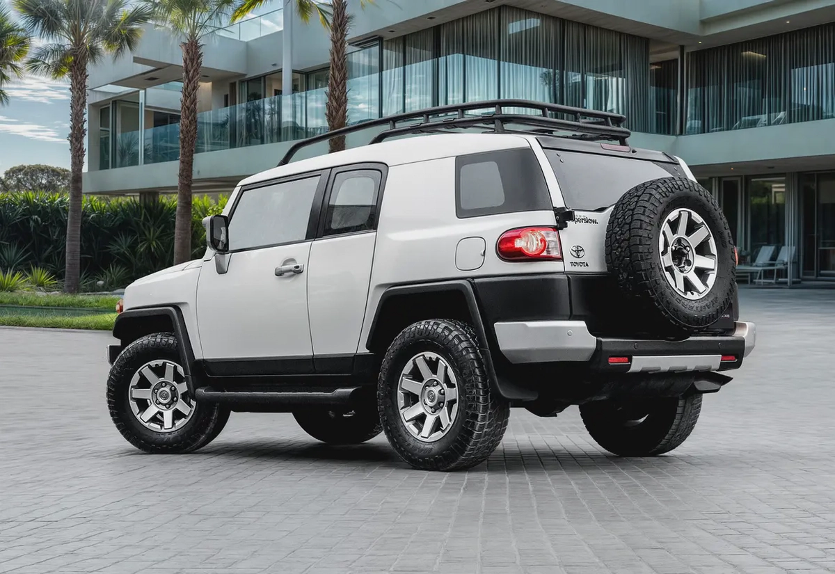 2,703 P.M |  Fj Cruiser | 0% Downpayment | Pristine Condition!-2-2