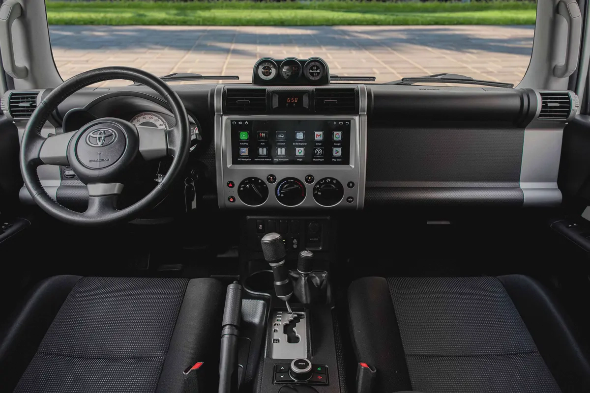 2,703 P.M |  Fj Cruiser | 0% Downpayment | Pristine Condition!-7-7