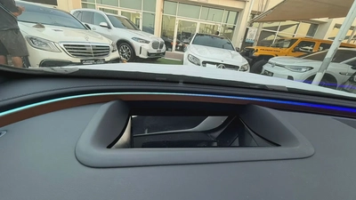Mercedes E300 model 2025 brand new with contract service مرسيدس اي ٣٠٠ موديل ٢٠٢٥ جديدة مع عقد صيانة-10