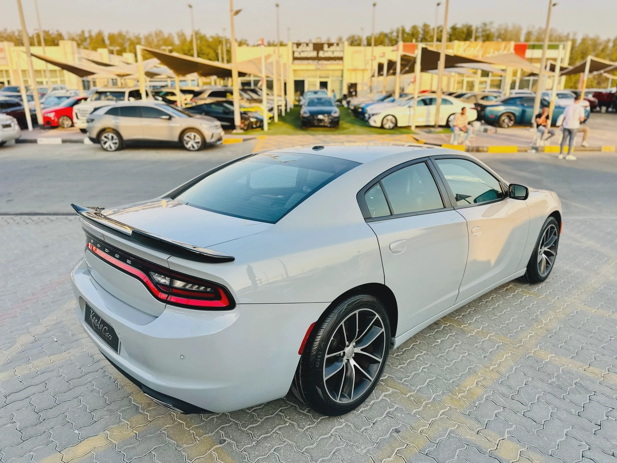 2021 Dodge Charger SXT-6-6