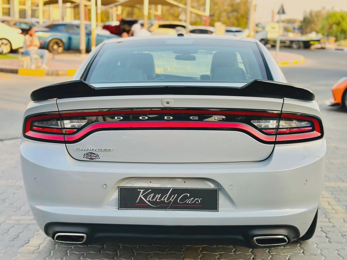 2021 Dodge Charger SXT-4-4