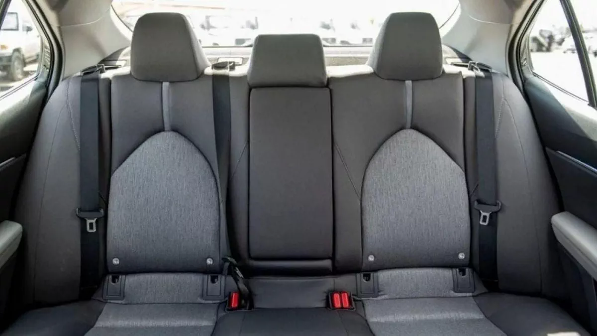 Toyota Camry LE CAMERY 2.5L-11-0