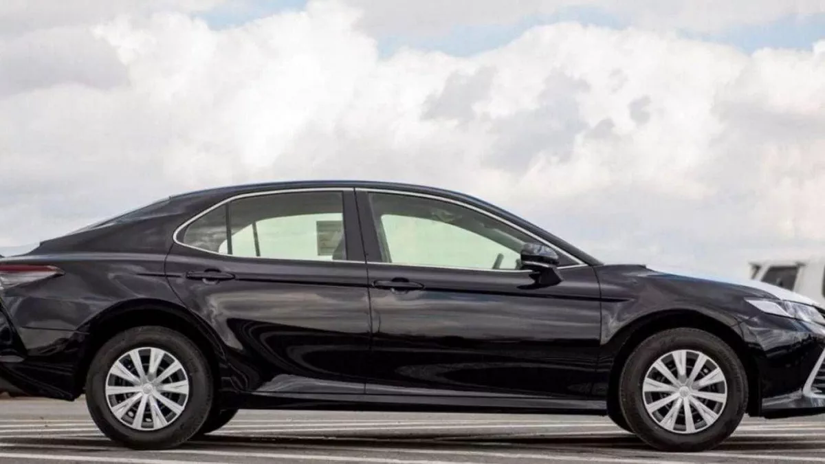 Toyota Camry LE CAMERY 2.5L-3-0
