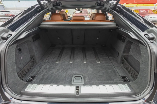 BMW X6 40 2024