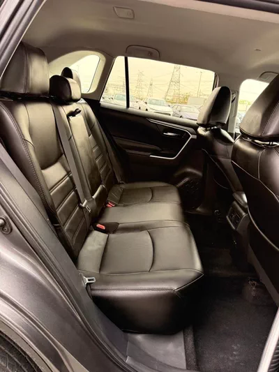 Toyota RAV4 XLE 2.5L push start 2024-13