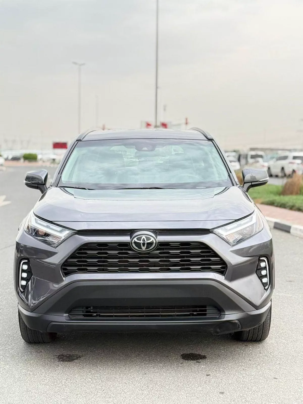 Toyota RAV4 XLE 2.5L push start 2024-1-0
