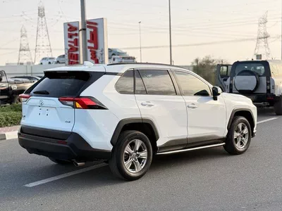 Toyota RAV4 XLE 2.5L full option-2