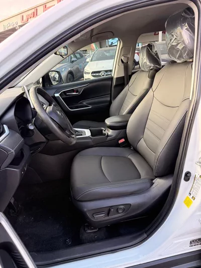 Toyota RAV4 XLE 2.5L full option-5