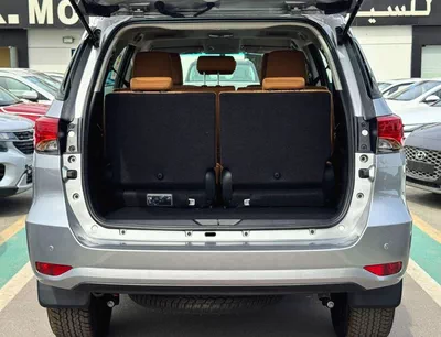 Toyota Fortuner EXR TOYOTA FORTUNER EXR || 2.7L PETROL V4 / FABRIC SEATS / MANUAL AC (CODE # FPMB)-3