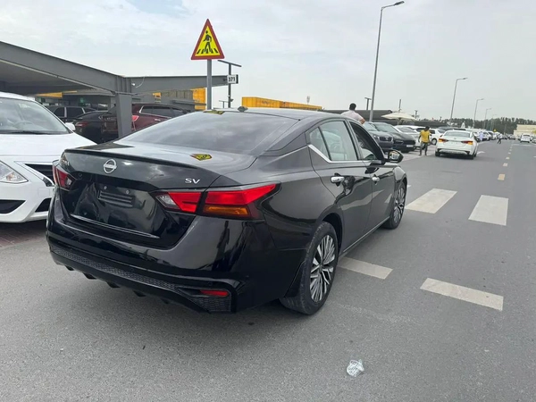 2023 Nissan Altima SV - American Specs - GCC Ready!