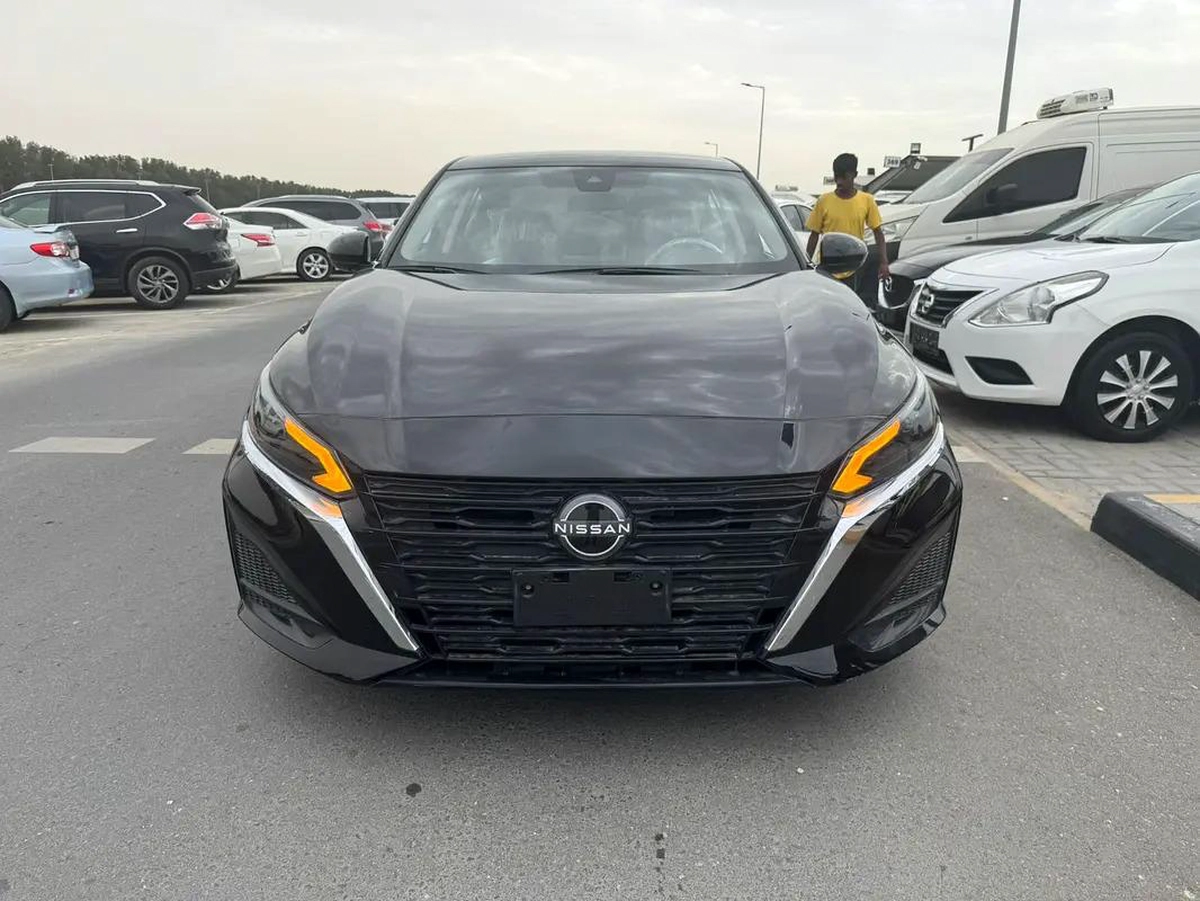 2023 Nissan Altima SV - American Specs - GCC Ready!