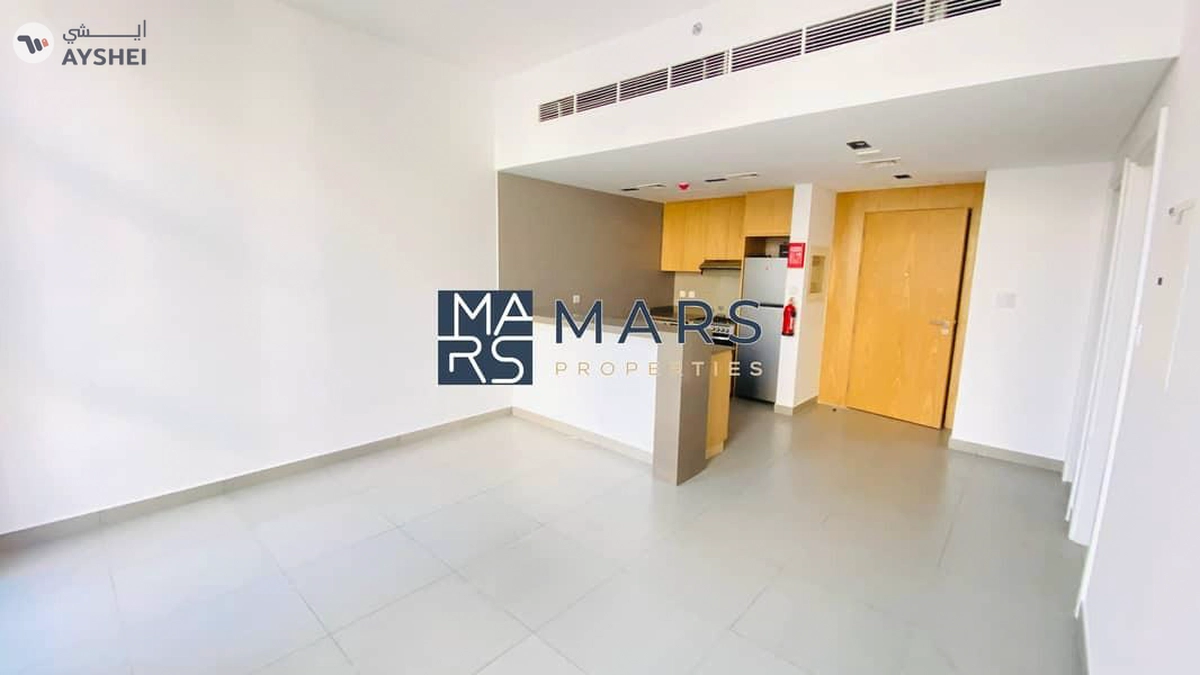 Spacious | Community View | Open Kitchen-16-16
