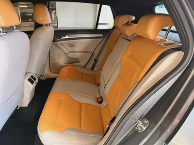 Volkswagen Golf SEL 1.0 Turbo 2018 GCC Specs With Service History In Perfect Condition-9