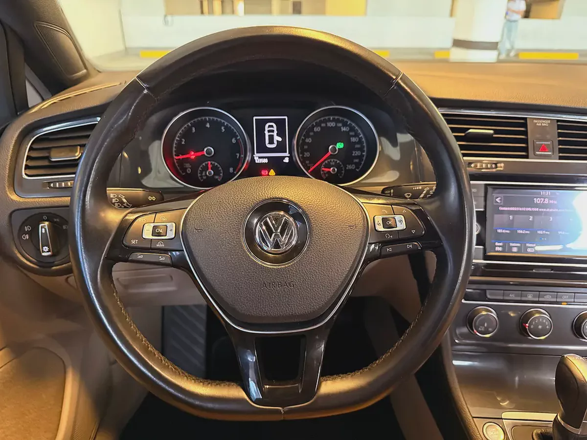 Volkswagen Golf SEL 1.0 Turbo 2018 GCC Specs With Service History In Perfect Condition-13-13