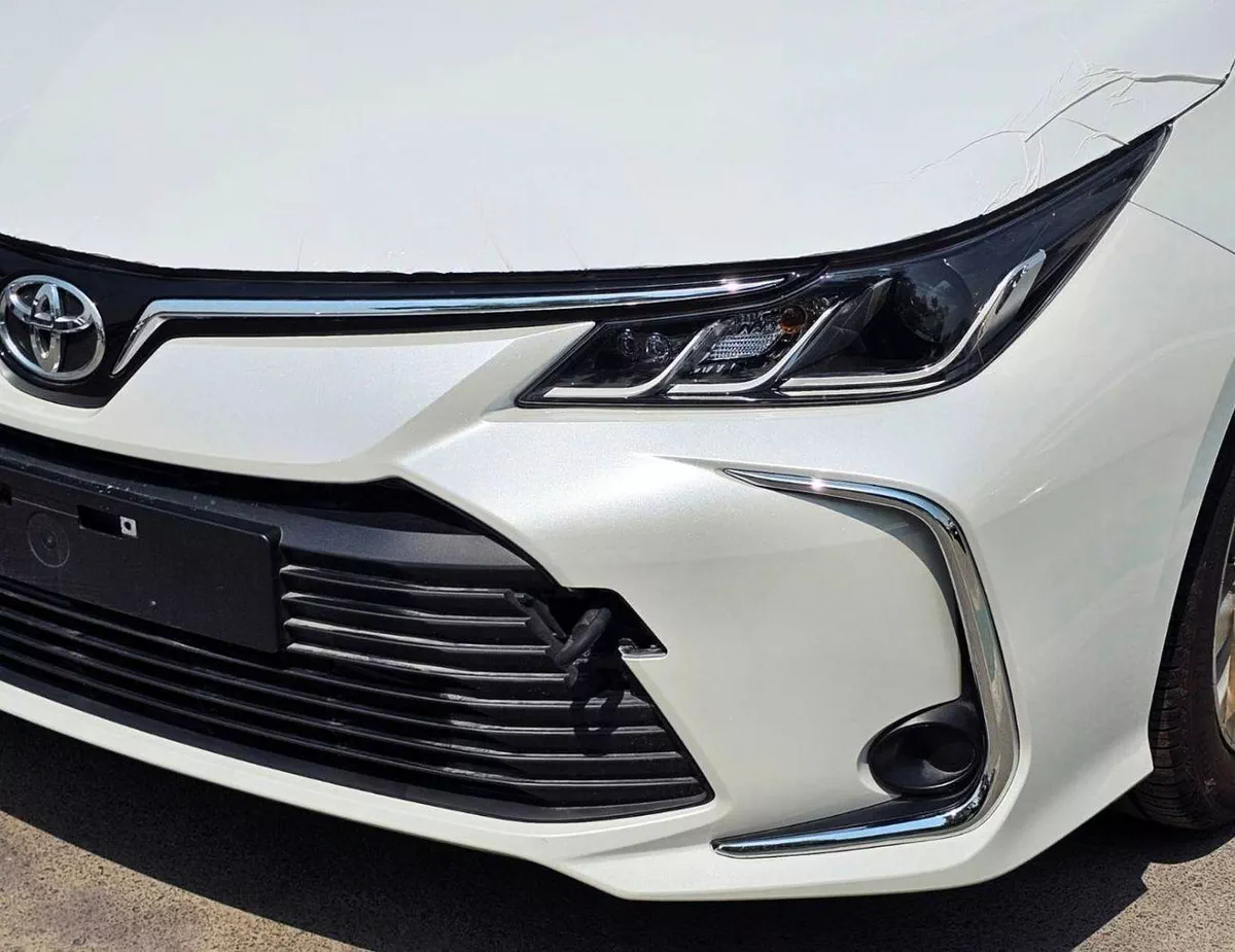 Toyota Corolla XLI TOYOTA COROLLA XLI BASIC || PETROL AT 2.0L V4 (CODE # CR2XLI) WHITE 2026-7-0