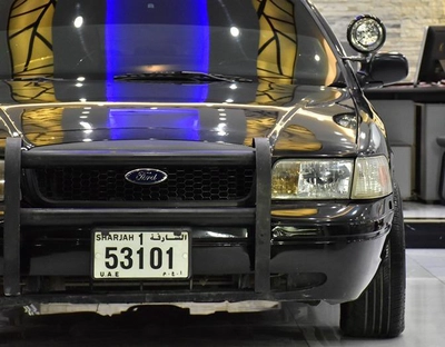 Ford Crown Victoria ( 2011 Model ) in Black Color American Specs-2