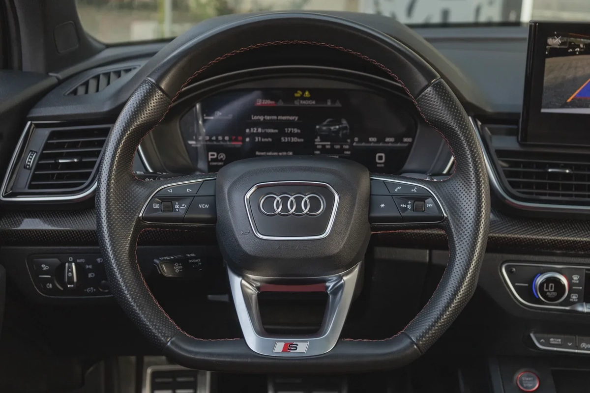 Audi SQ5-13-13