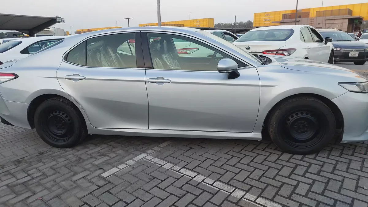 Toyota Camry SE 2020 GCC Specs Bevor an Was Taxi-2-2