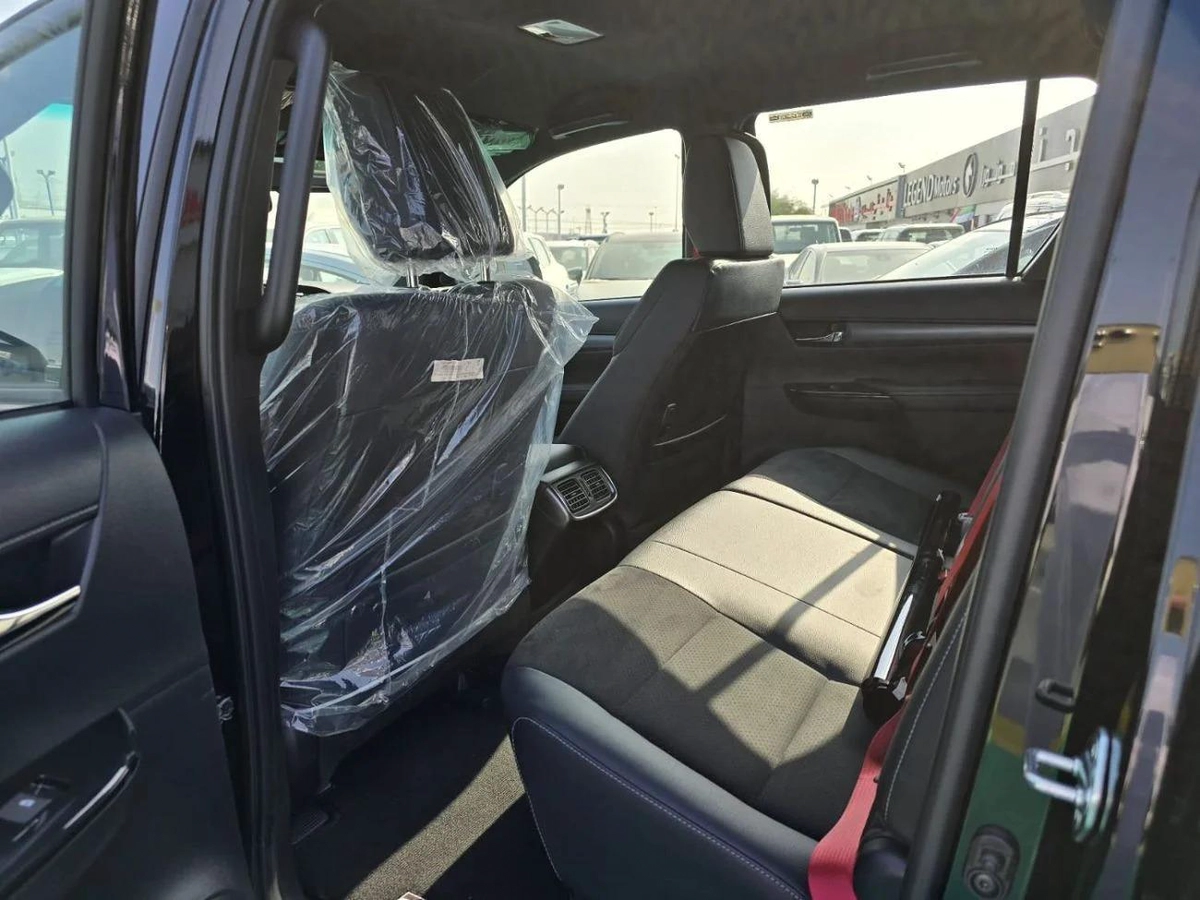 Toyota Hilux GR Sport 4.0L-4-4