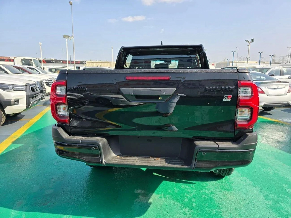 Toyota Hilux GR Sport 4.0L-10-10