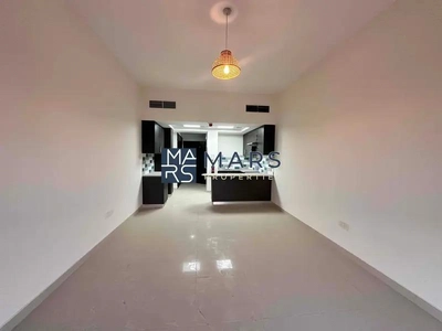LUXURY LIKE BRAND NEW STUDIO WITH GYM POOL-2