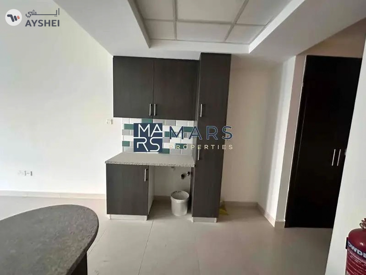 LUXURY LIKE BRAND NEW STUDIO WITH GYM POOL-4-4