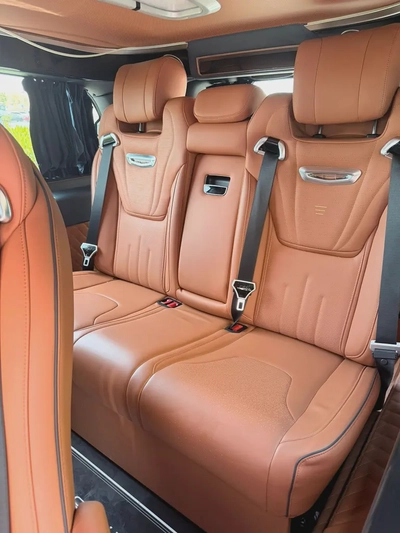 Mercedes-Benz Vito 2023 | Chinese Specs | Low Mileage | Excellent Condition-11