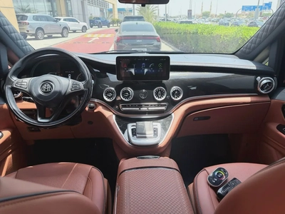 Mercedes-Benz Vito 2023 | Chinese Specs | Low Mileage | Excellent Condition-12