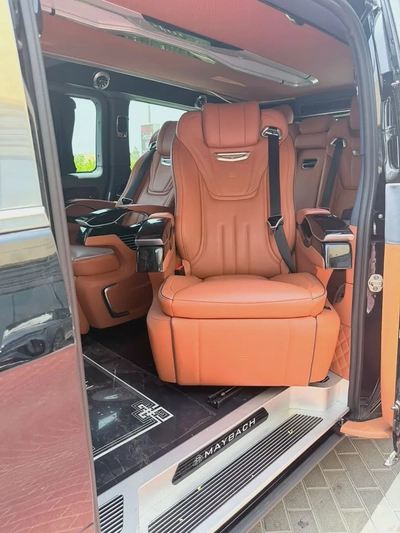 Mercedes-Benz Vito 2023 | Chinese Specs | Low Mileage | Excellent Condition-7
