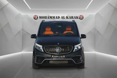 MERCEDES BENZ V CLASS 2022 - GCC - FULLY LOADED - V-LINE - AMAZING CONDITION-0