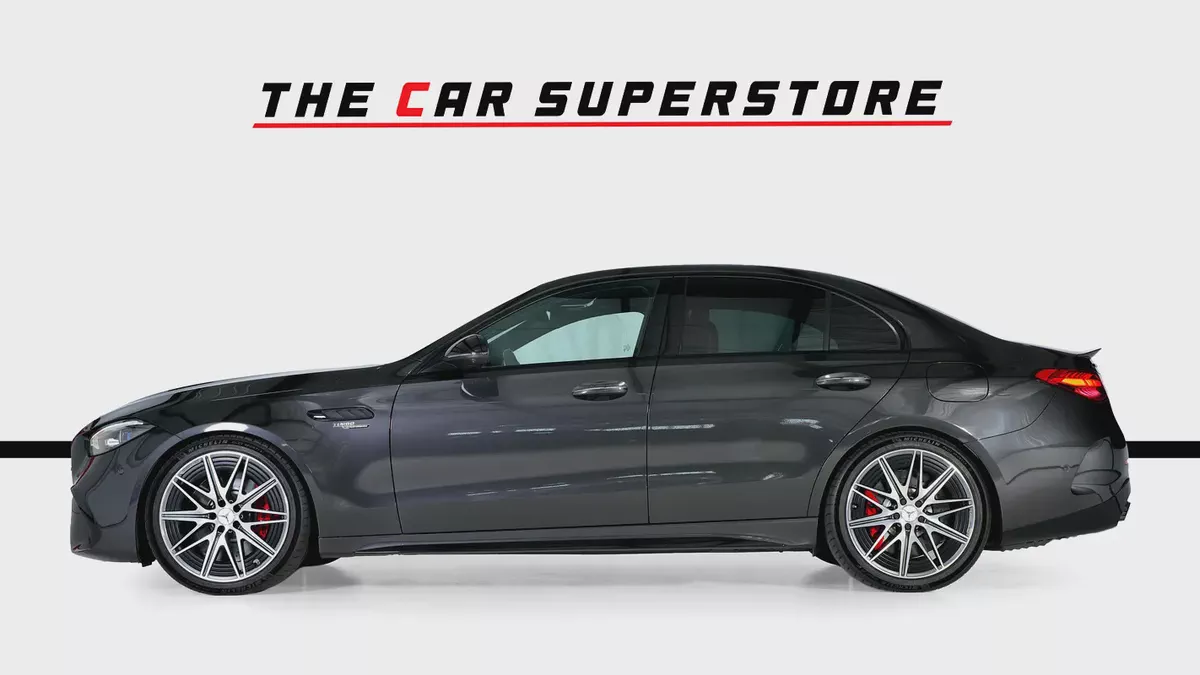 Mercedes Benz C63S E Performance-827 KMS ONLY-Graphite Grey Metallic-The Best Sports Sedan-4-4