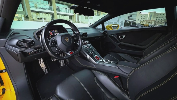 2017 Lamborghini Huracan | 29,000 kms