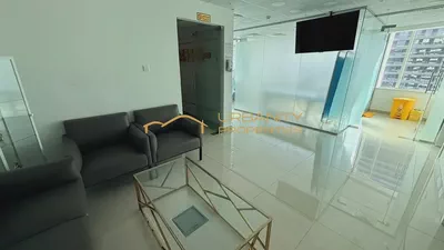 Fully Fitted Office | 3 Parkings | Ready to Move In-4