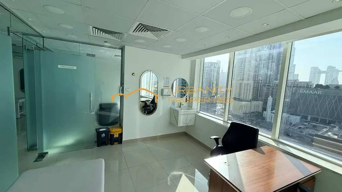 Fully Fitted Office | 3 Parkings | Ready to Move In-5-5