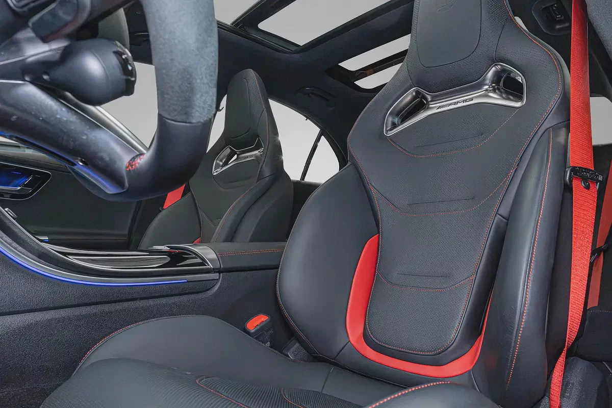 0% DP | AED 6,037 P/M | Agency Service And Warranty Package | Formula 1 Final Edition-13-13