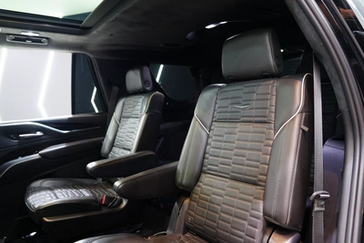 Cadillac Escalade V 2023-8
