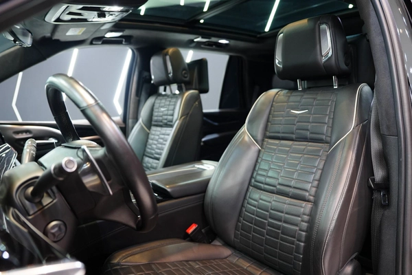 Cadillac Escalade V 2023