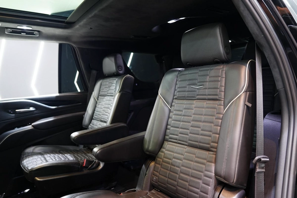 Cadillac Escalade V 2023