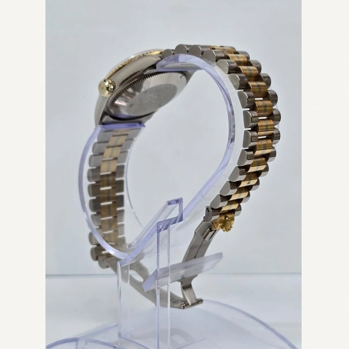 Rolex Datejust 31 | 31mm Tridor Full Gold with Champagne Jubilee Diamond Dial | Used (Good) | Original box | No original papers-6-6