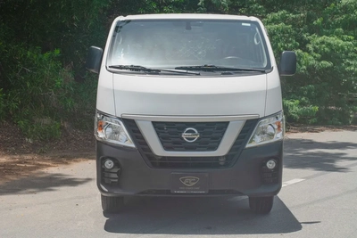 Standard Roof Delivery Van | Manual | GCC Specs | Ref#N32721-4