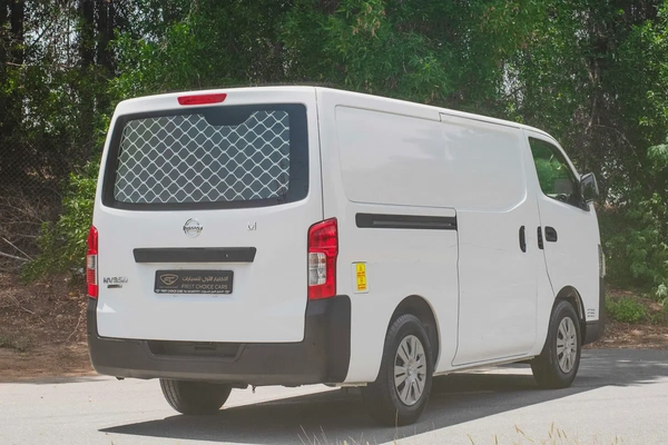 Standard Roof Delivery Van | Manual | GCC Specs | Ref#N32721