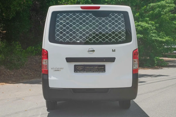Standard Roof Delivery Van | Manual | GCC Specs | Ref#N32721