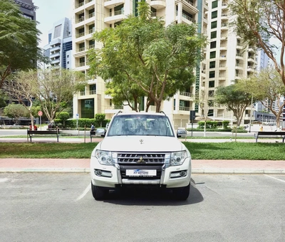 ZERO ACCIDENT II LIKE NEW II FULL SERVICE AVAILABLE II 0 FAULT II GCC Specs - Excellent Condition-0