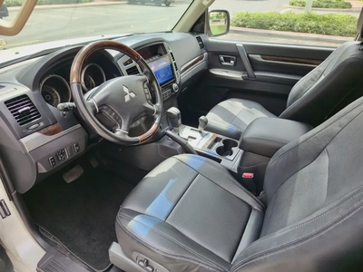 ZERO ACCIDENT II LIKE NEW II FULL SERVICE AVAILABLE II 0 FAULT II GCC Specs - Excellent Condition-16