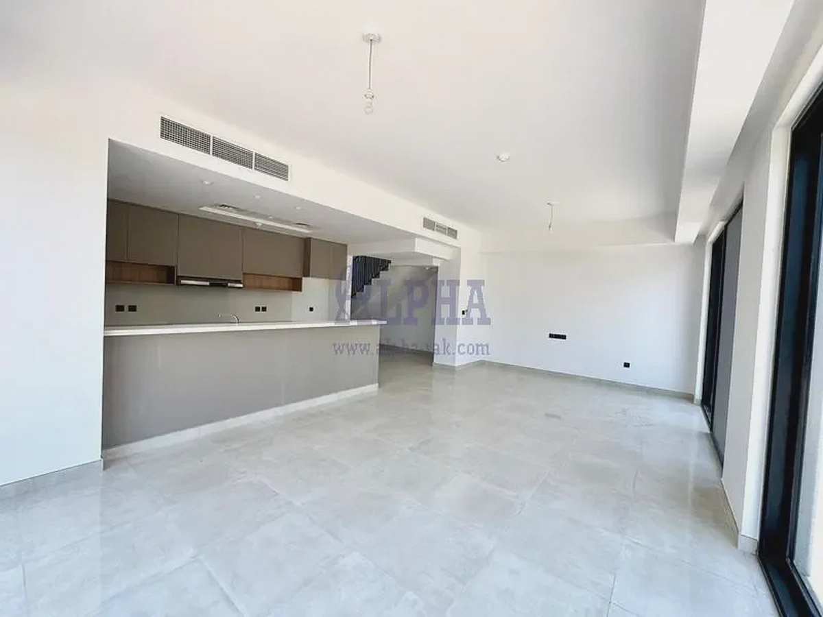Brand New | 3 bed + Maid's room | Close to the Beach-3-3