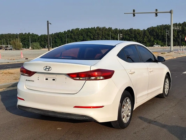 Hyundai Elantra Comfort