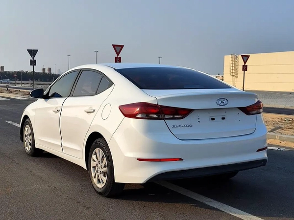 Hyundai Elantra Comfort